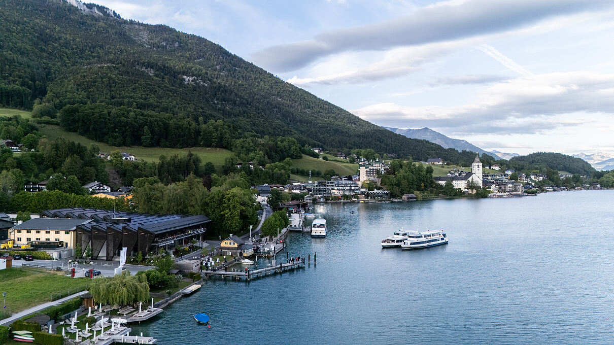 Die MS Österreich und MS Salzkammergut wurden im Verbund von Franz Müllner gezogen