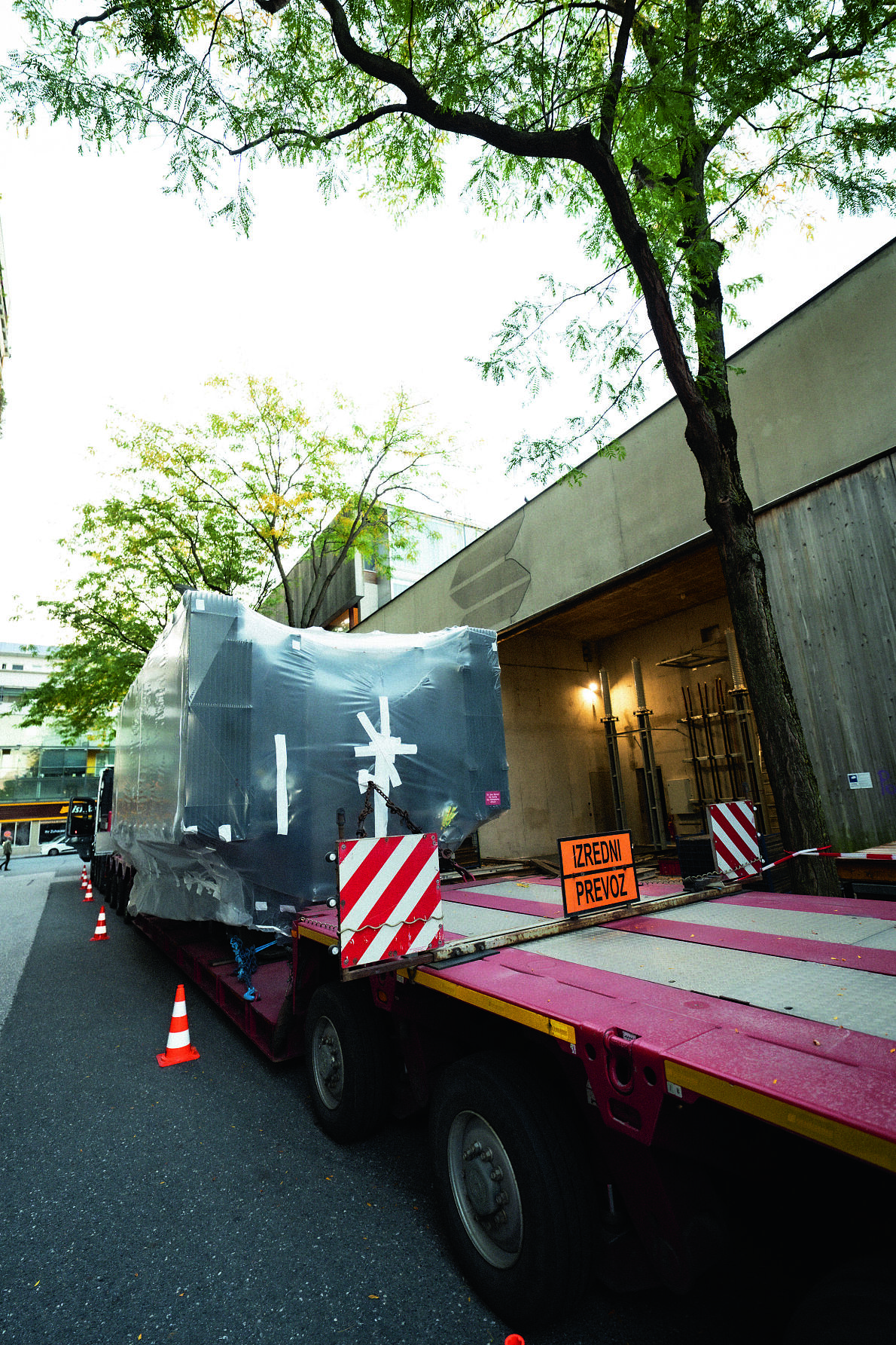 Einhub Trafo im HKW Mitte