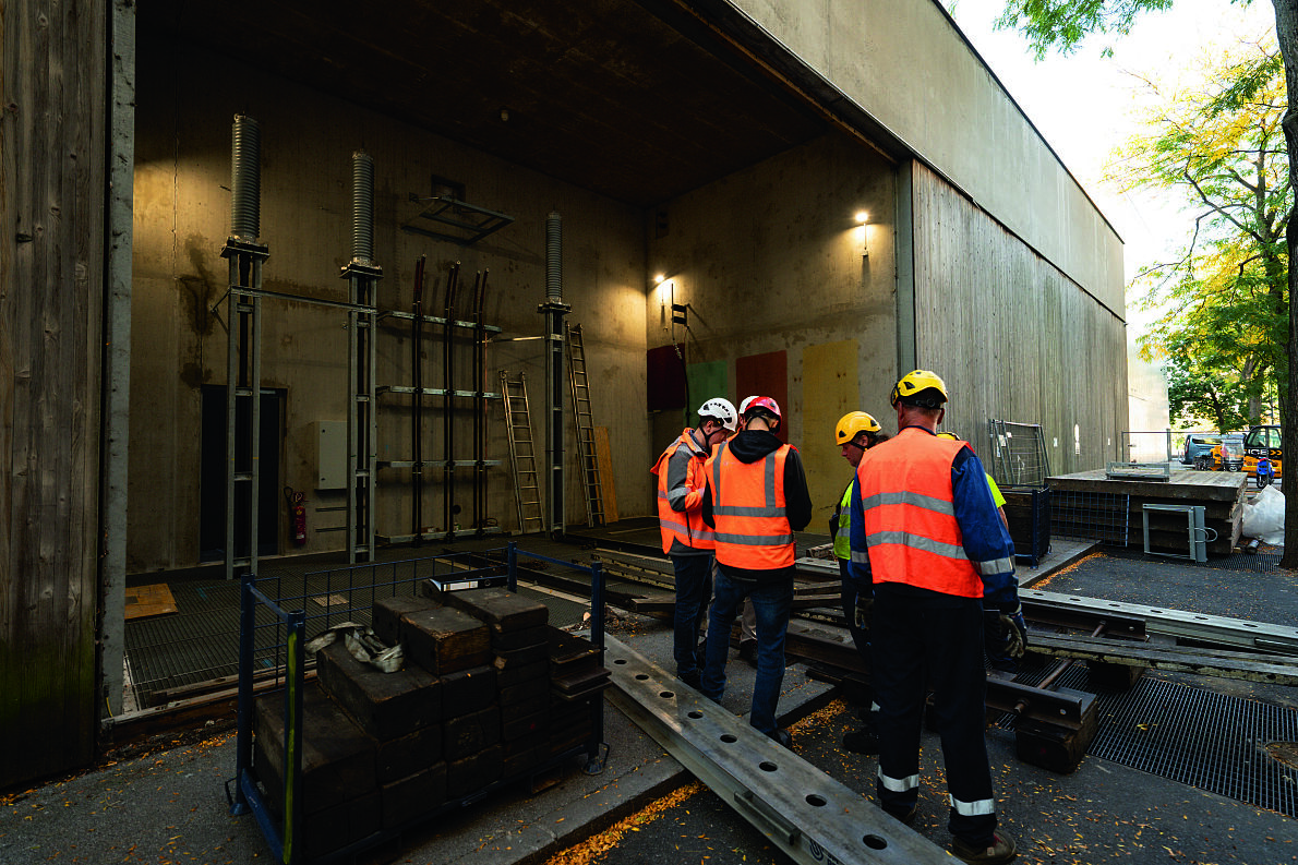 Einhub Trafo im HKW Mitte