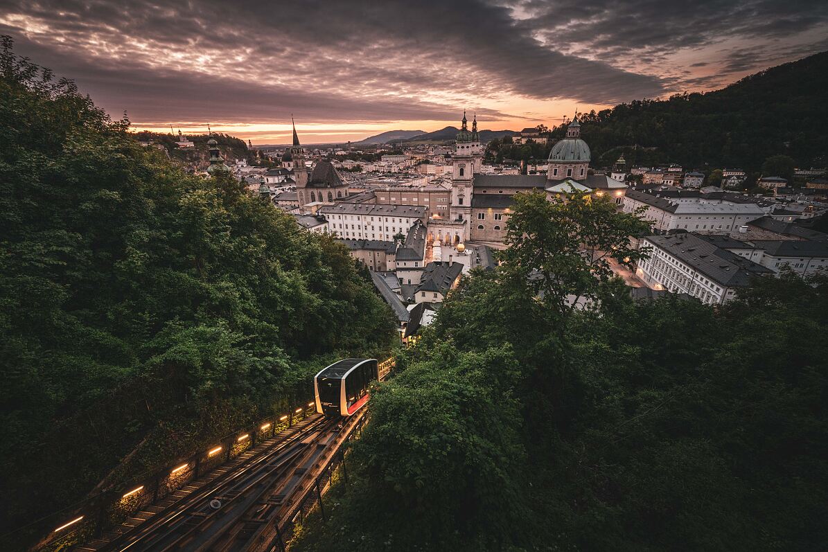 Die FestungsBahn bei Abendstimmung